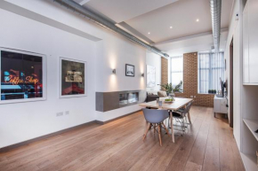 Oxford Street -West End-Great Location